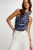 Sleeveless vest top white women