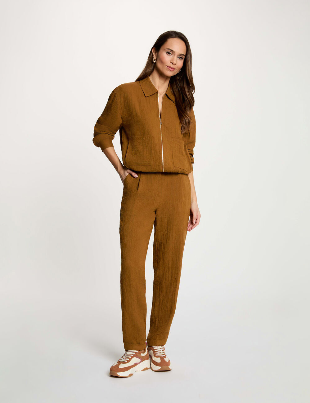 Pleated oversized jacket camel women