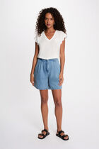 V-neck short-sleeve t-shirt white women