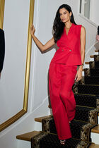 Fitted sleeveless jacket red women