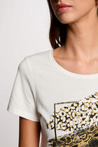 T-shirt with message white women