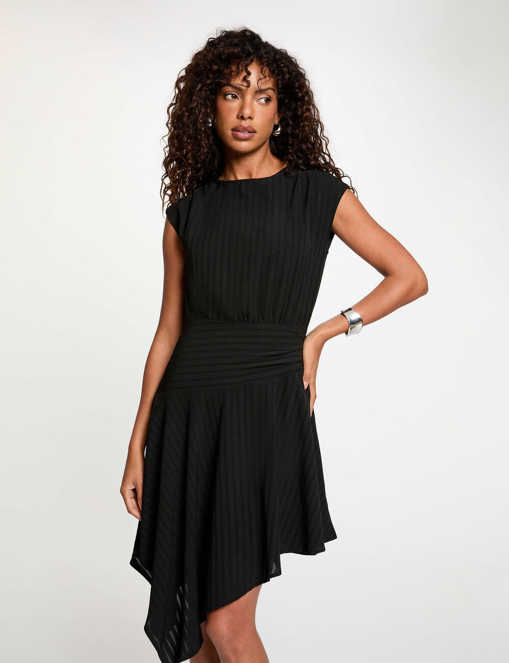 Asymmetric dress with short sleeves black women
