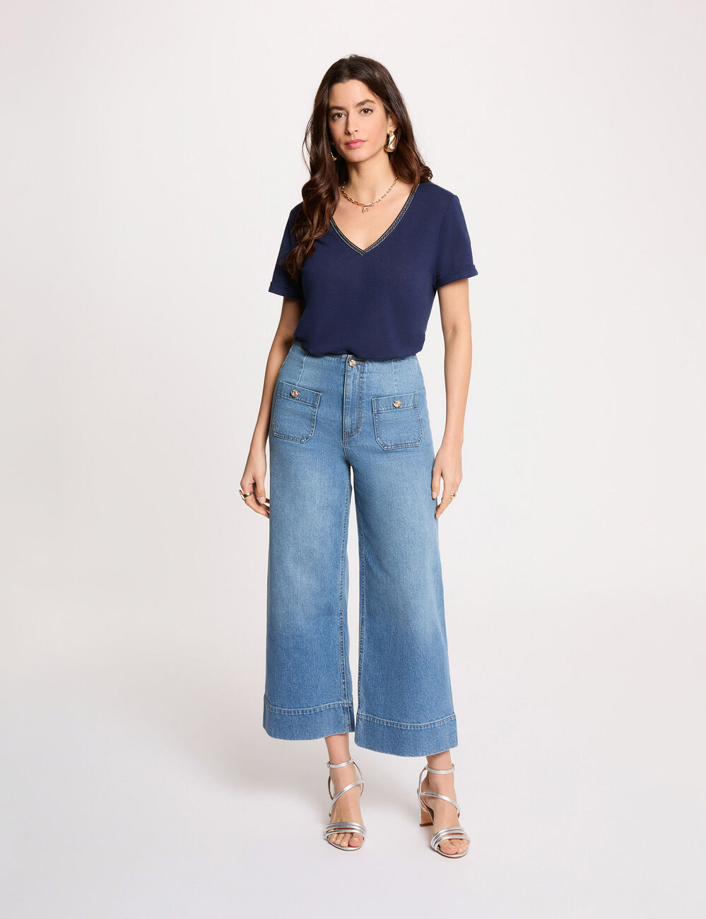 Pearl-embellished v-neck t-shirt navy blue women
