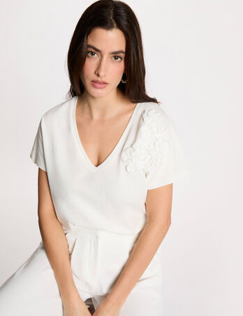 V-neck short-sleeve t-shirt white women