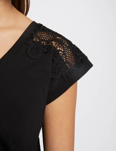 Short-sleeved t-shirt black women