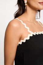 Fitted top black women