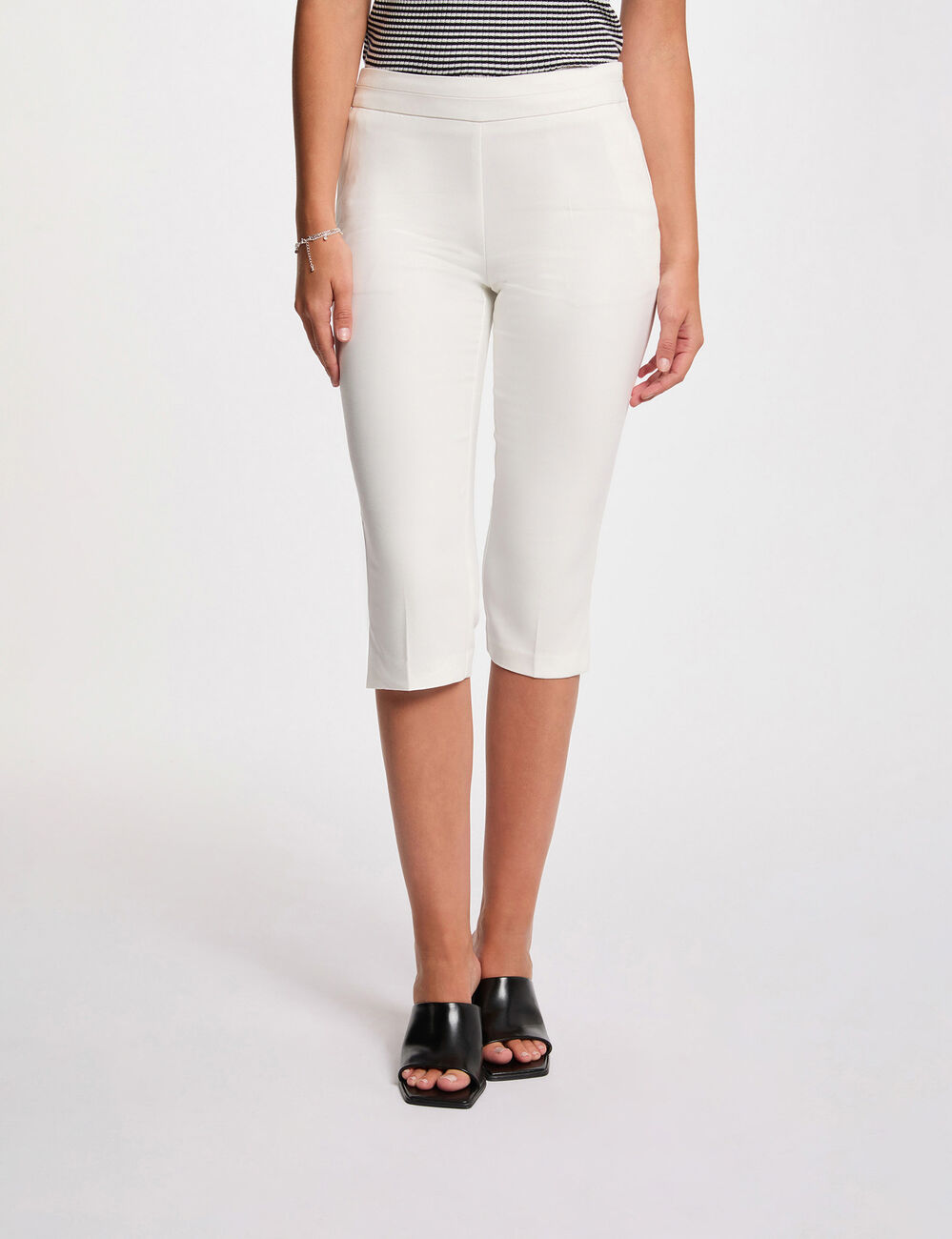 Pantacourt slim blanc femme