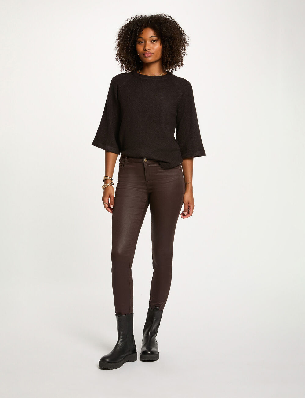 Slim trousers wet effect dark brown women