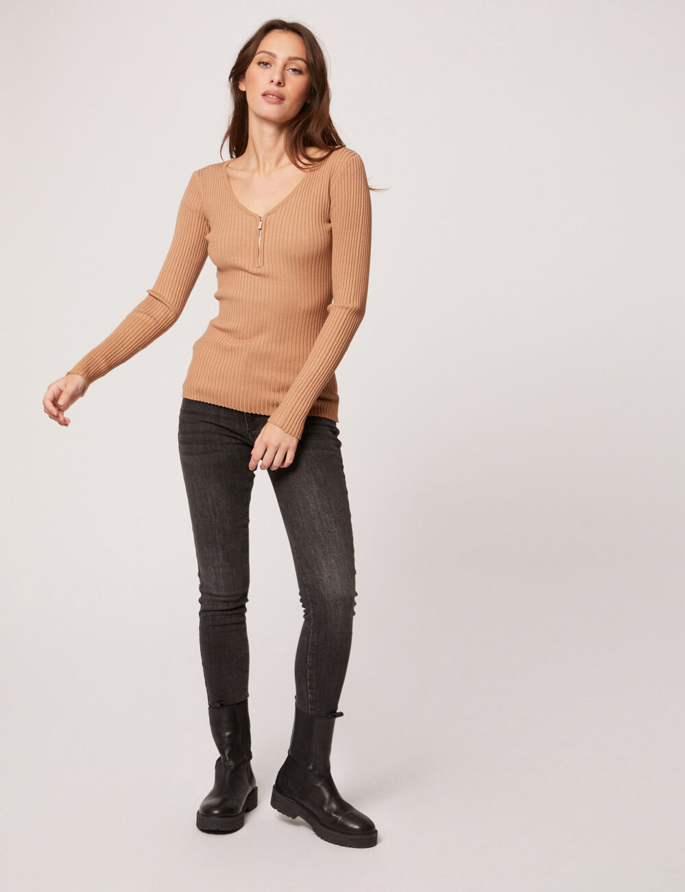Long-sleeved jumper with ribbed knit camel women