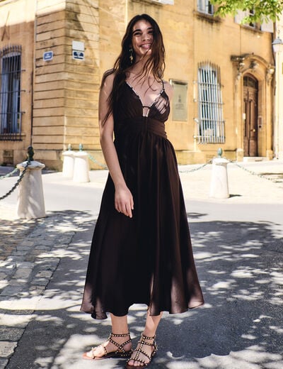 Long dress with v-neck dark brown women