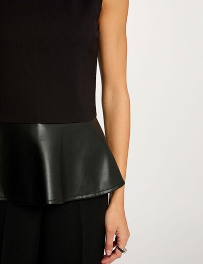 Fitted faux leather t-shirt black women