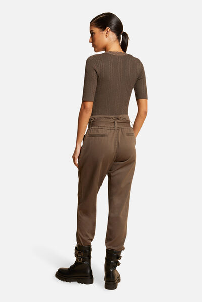 Short-sleeved jumper with V-neck  ladies'