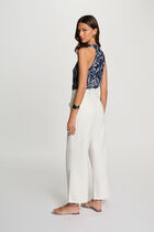 Sleeveless vest top white women