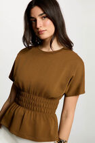 Straight t-shirt with round neck camel women