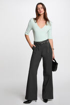 Pull col en V vert clair femme