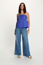 High-waisted wide-leg jeans bleach denim women