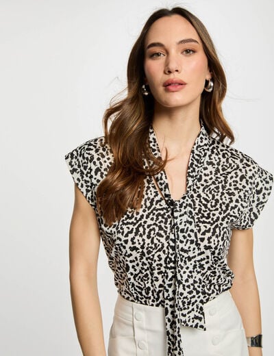 Short-sleeved t-shirt white women