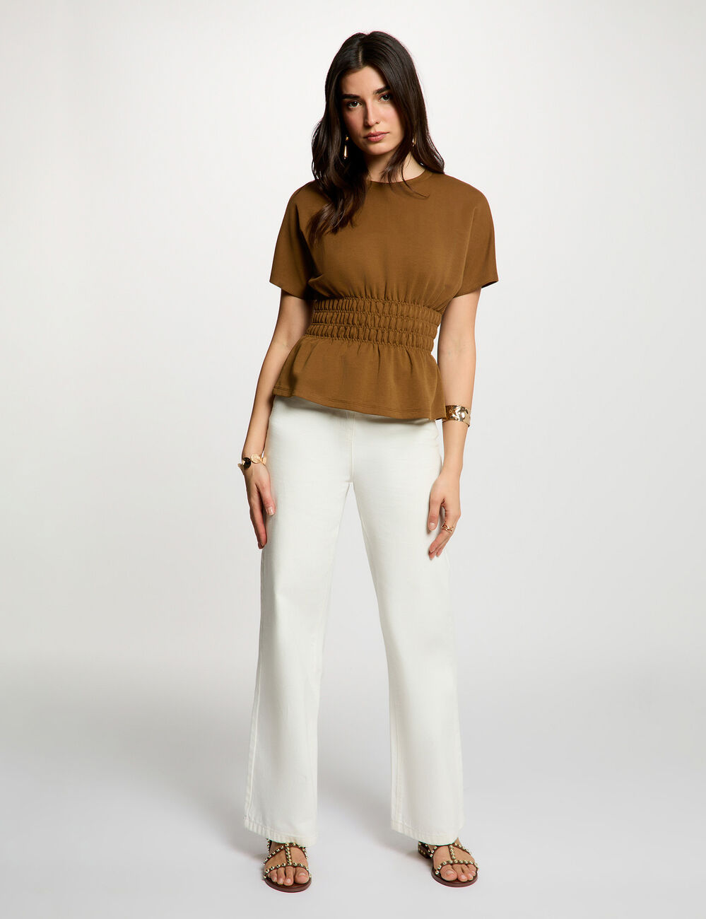 Straight t-shirt with round neck camel women