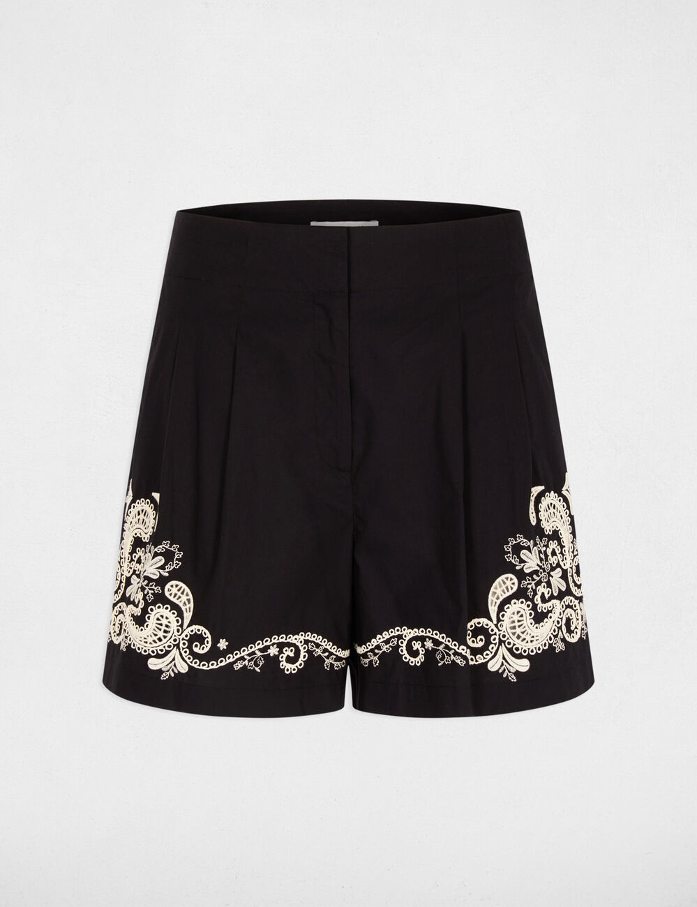 High-waisted shorts black women