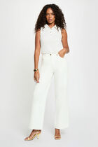 Sleeveless top with a lapel collar white women