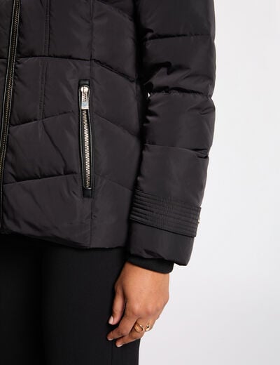 Fitted short puffer jacket black women