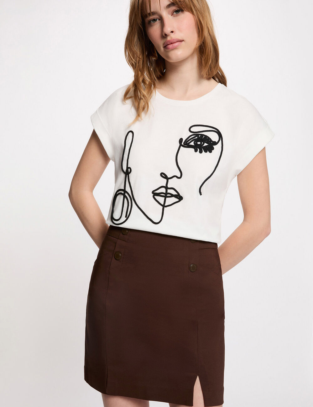 Face embroidery t-shirt white women
