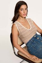 Fitted v-neck sweater beige women