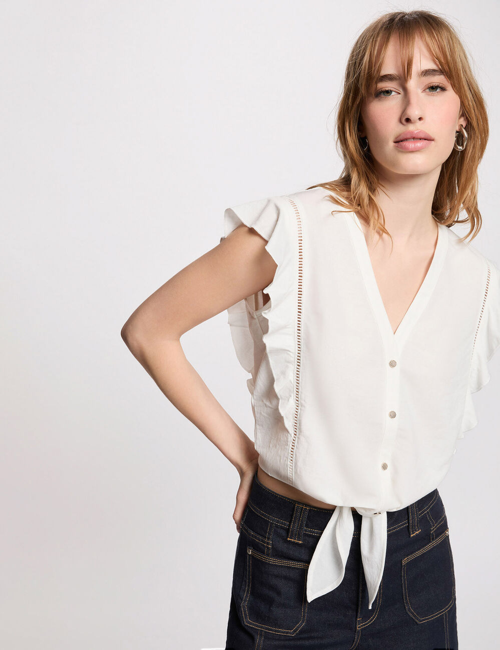 Tied shirt with v-neck white women