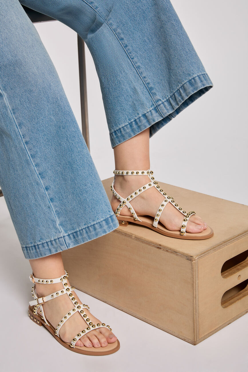Flat sandals with studs white women