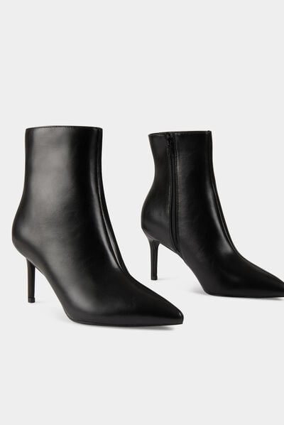 Boots with stiletto heels black ladies'