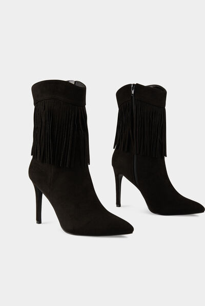 Boots with heels and fringes black ladies'