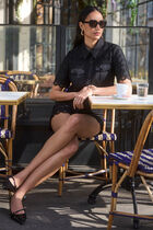 Short-sleeved shirt black women