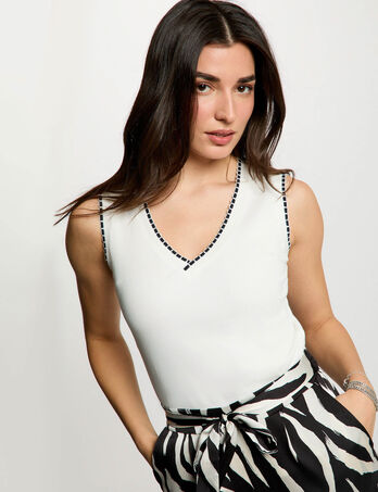Sleeveless vest top white women