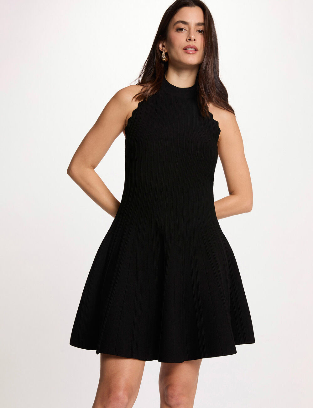 Sleeveless knitted flared dress black women