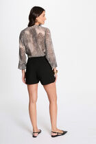 Short large velours noir femme