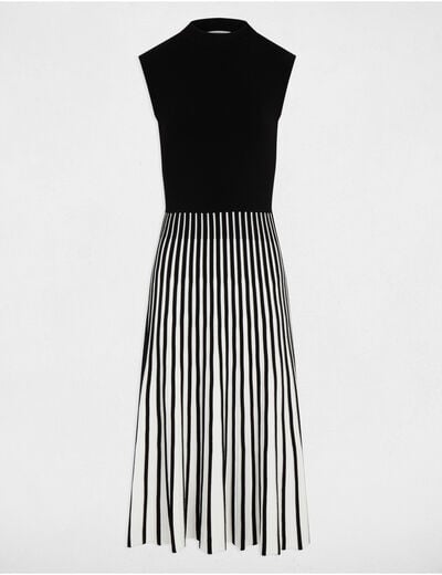 Pleated A-line knitted dress black women