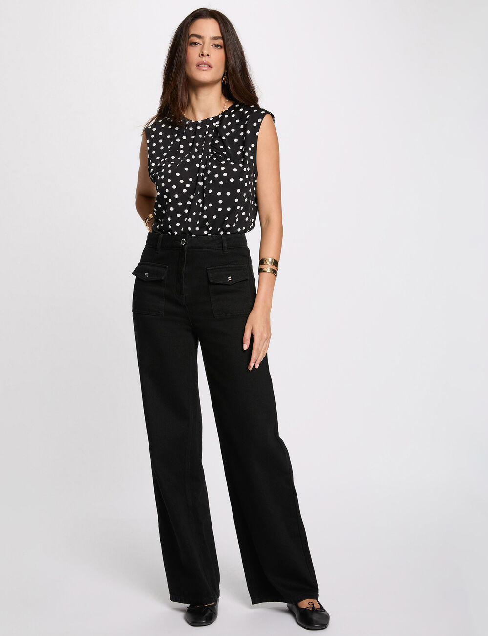 Sleeveless cropped t-shirt black women