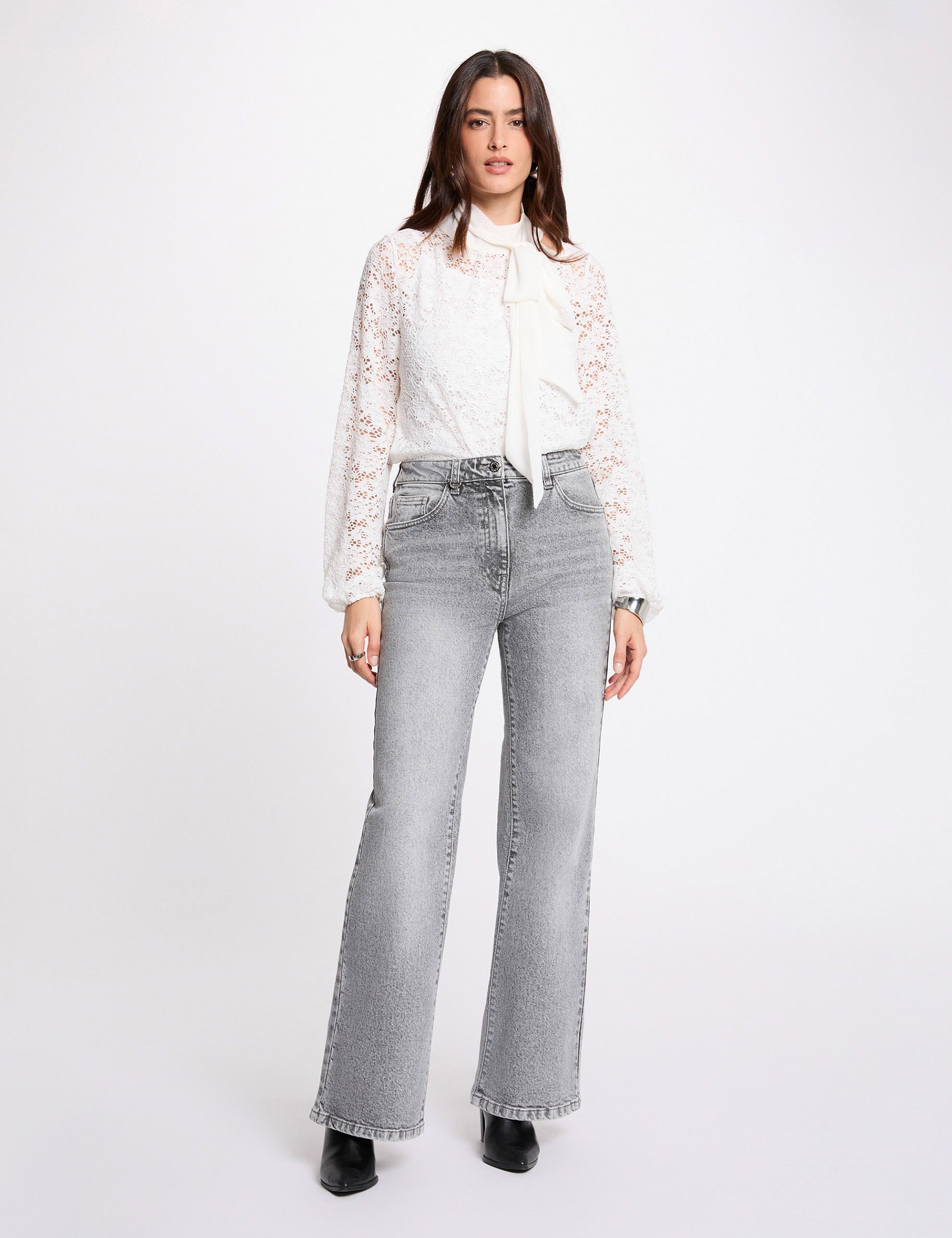 Lace t-shirt with lavallière white women