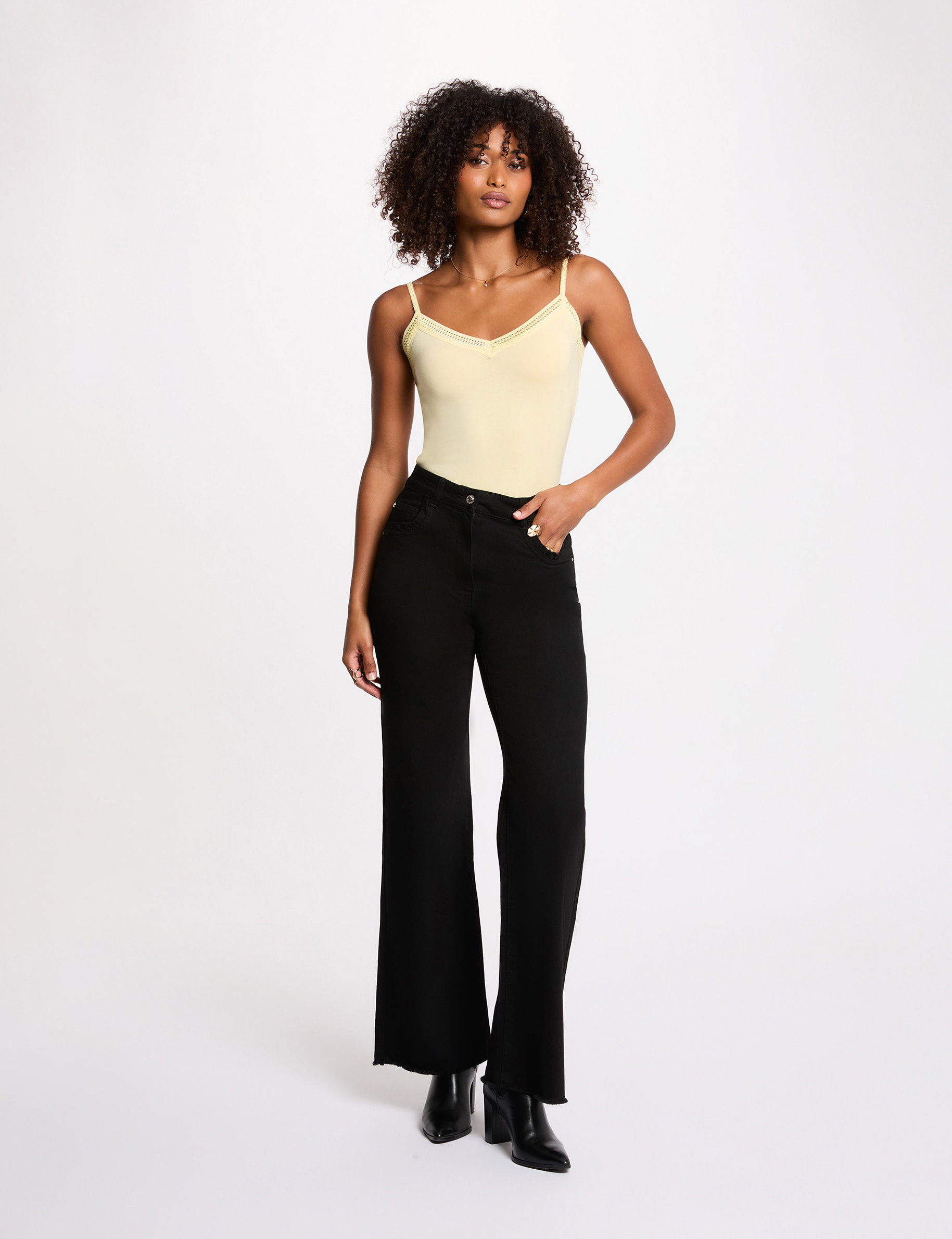 Vest top thin straps with lace strips light yellow women