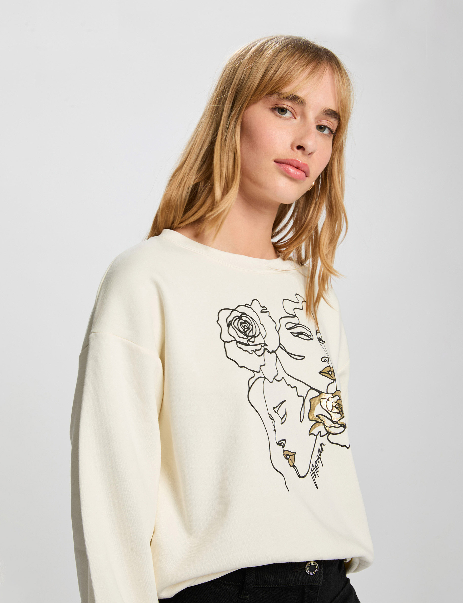 Lightweight knit sweater white women