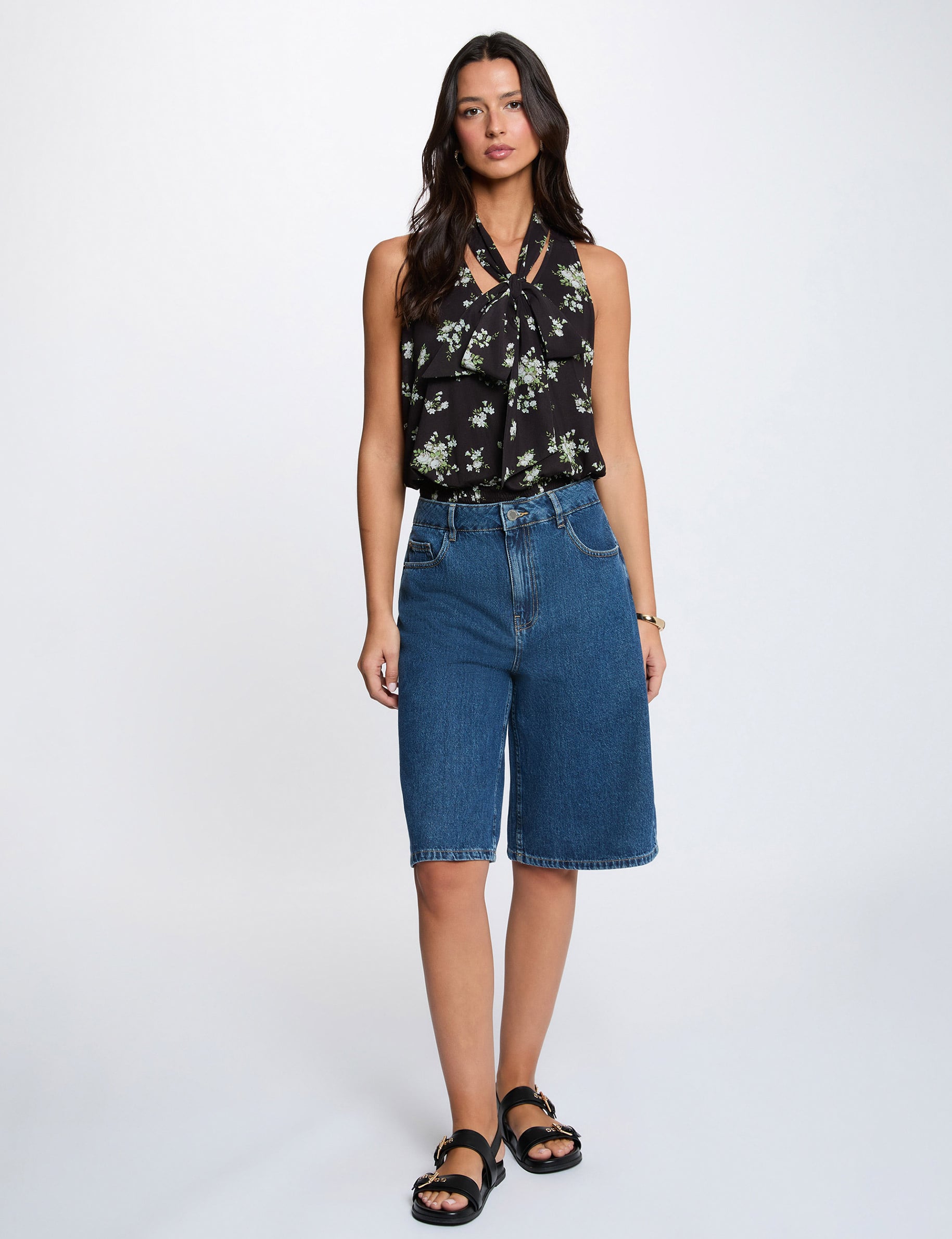 High-waisted shorts raw denim women