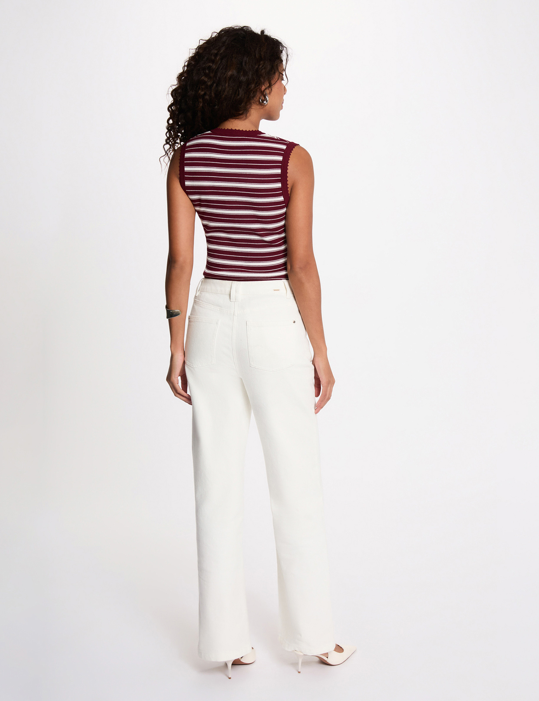 Sleeveless V-neck sweater bordeaux women