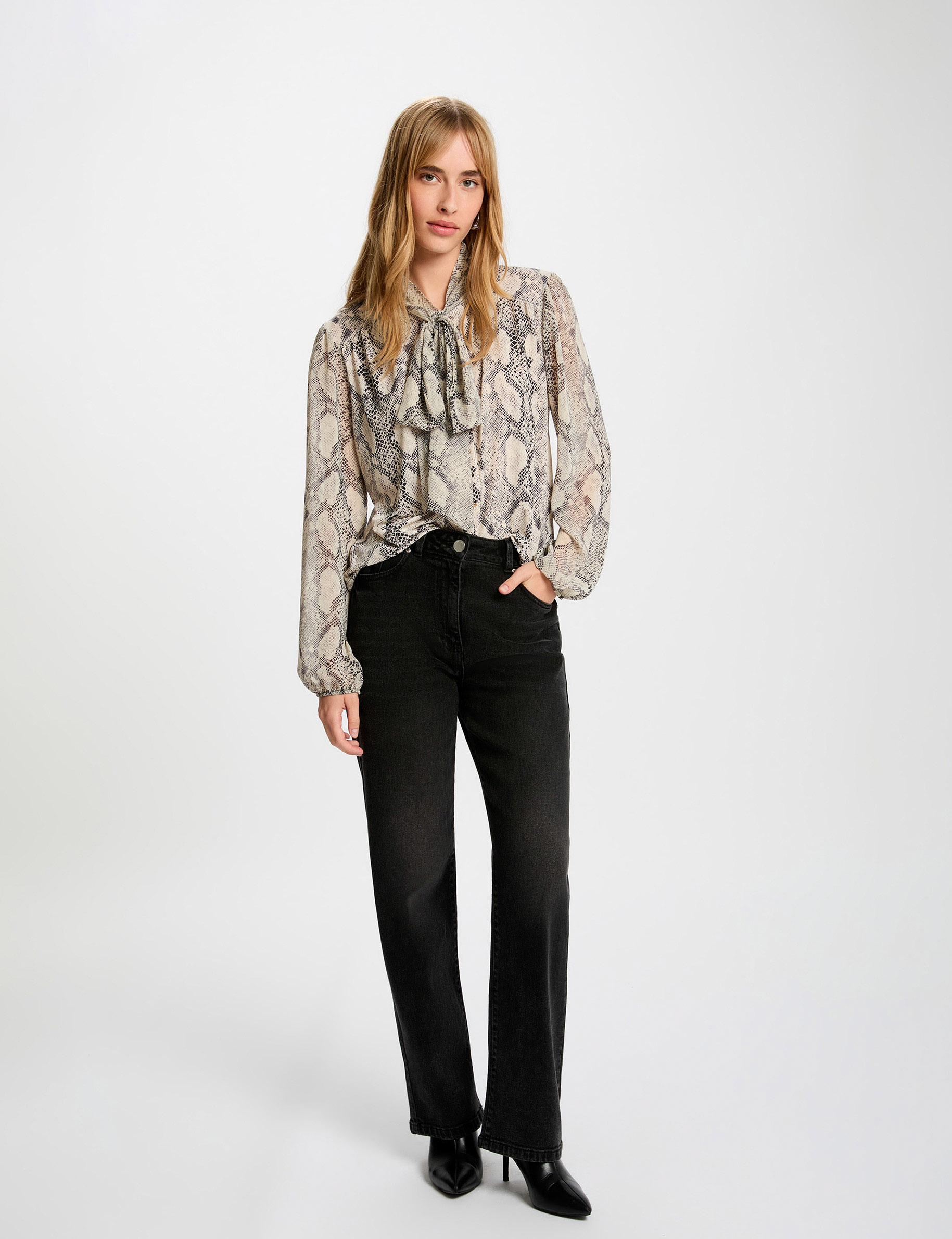 T-shirt with lavallière collar multicolor women