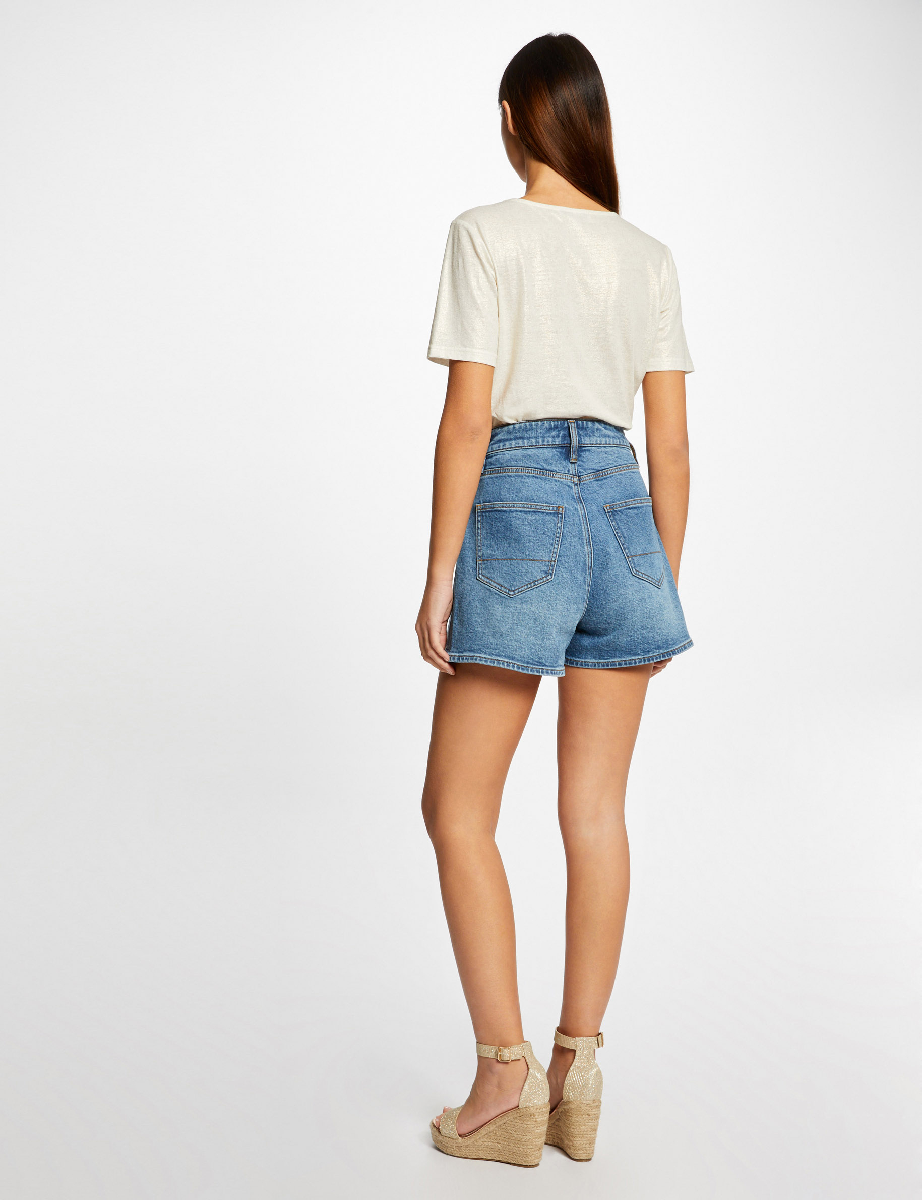 short sleeved t shirt with v neck ecru women Short-sleeved t-shirt with V-neck ecru women
