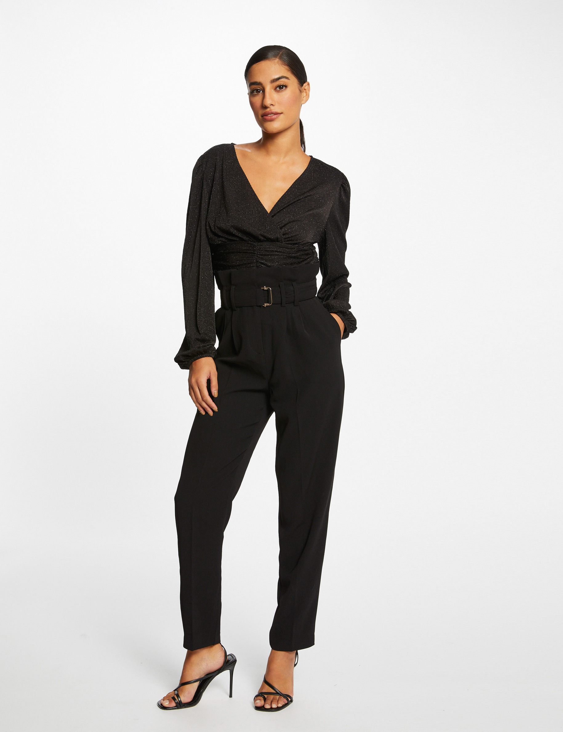 Long-sleeved t-shirt with shirring black ladies' Long-sleeved t-shirt with shirring black ladies'