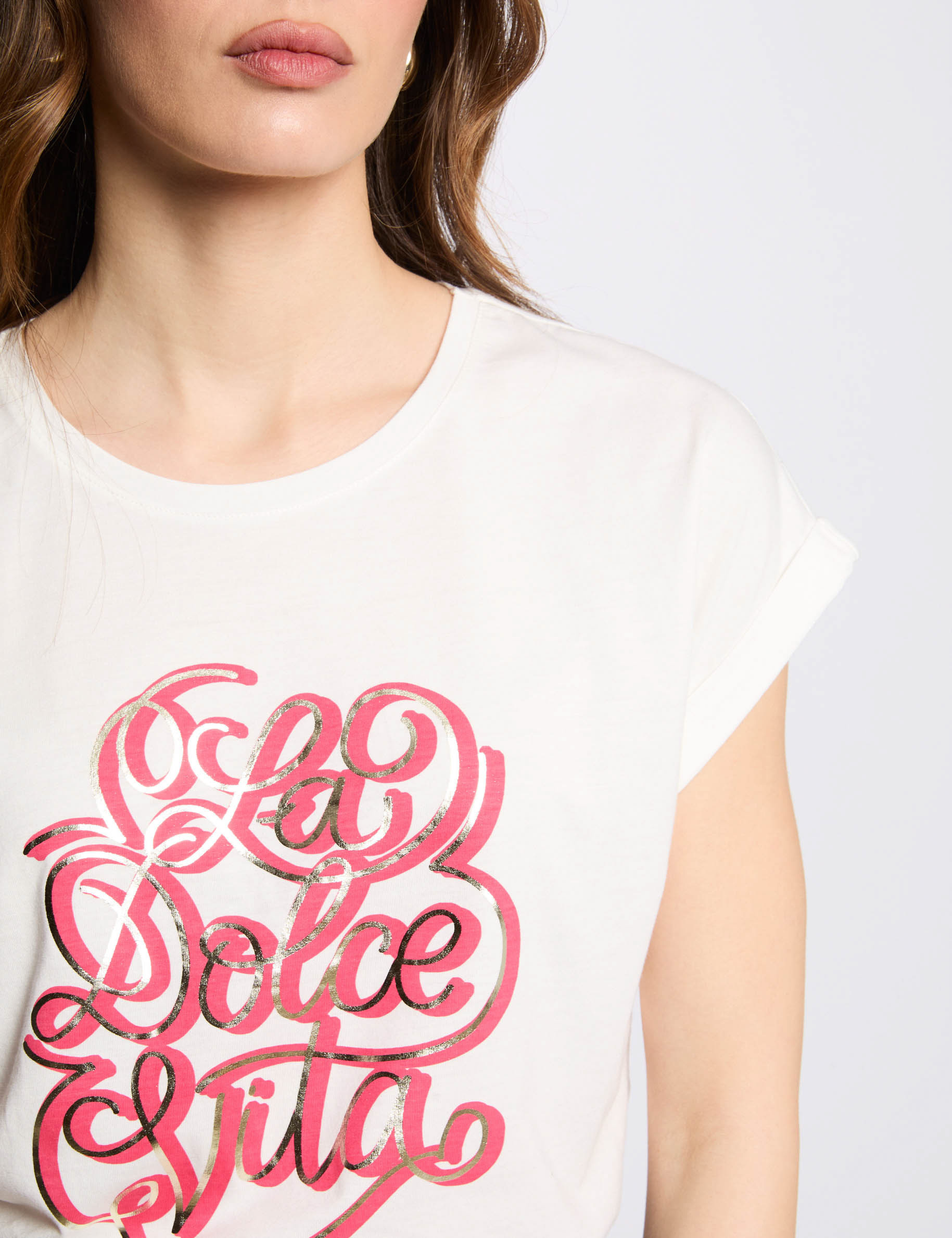 t shirt with message white women T-shirt with message white women
