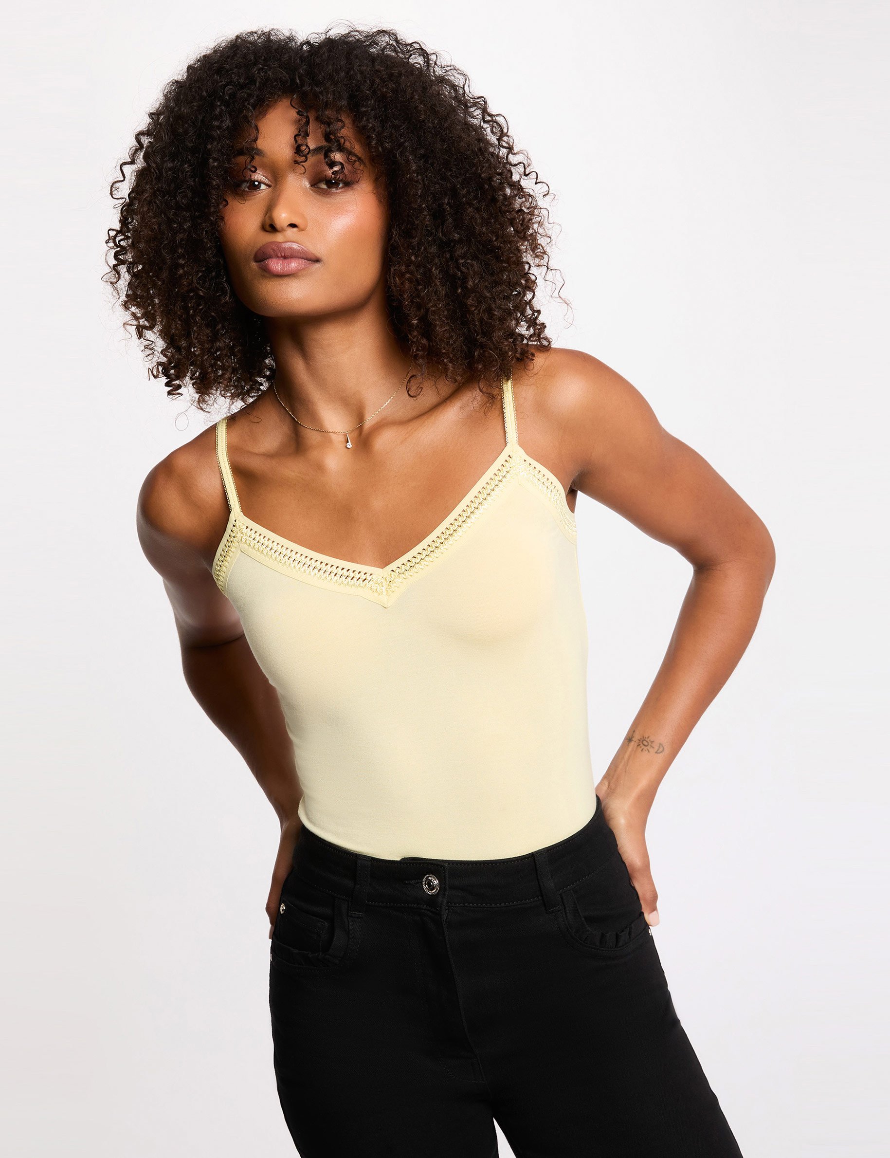 Vest top thin straps with lace strips light yellow women