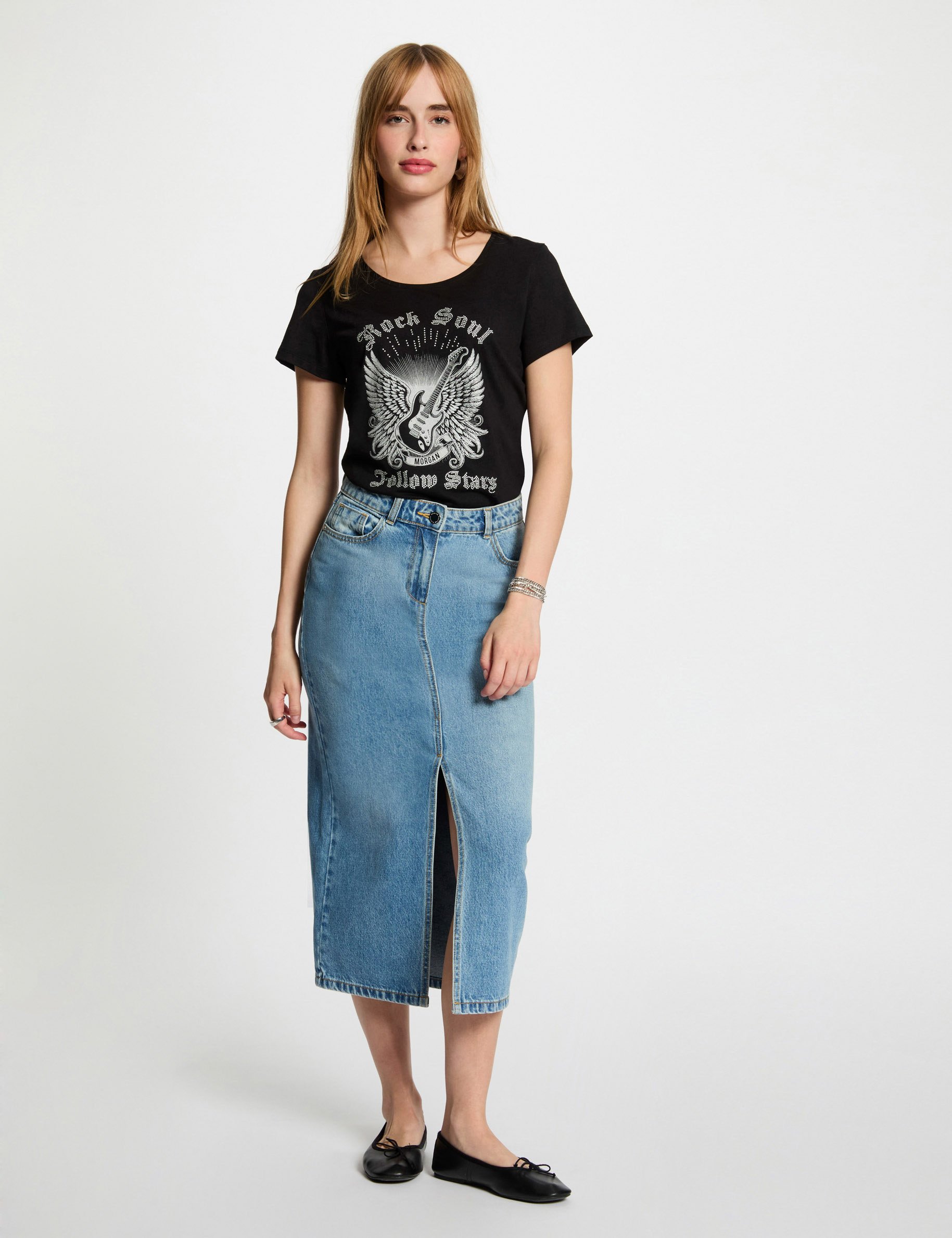 t shirt with message black women T-shirt with message black women