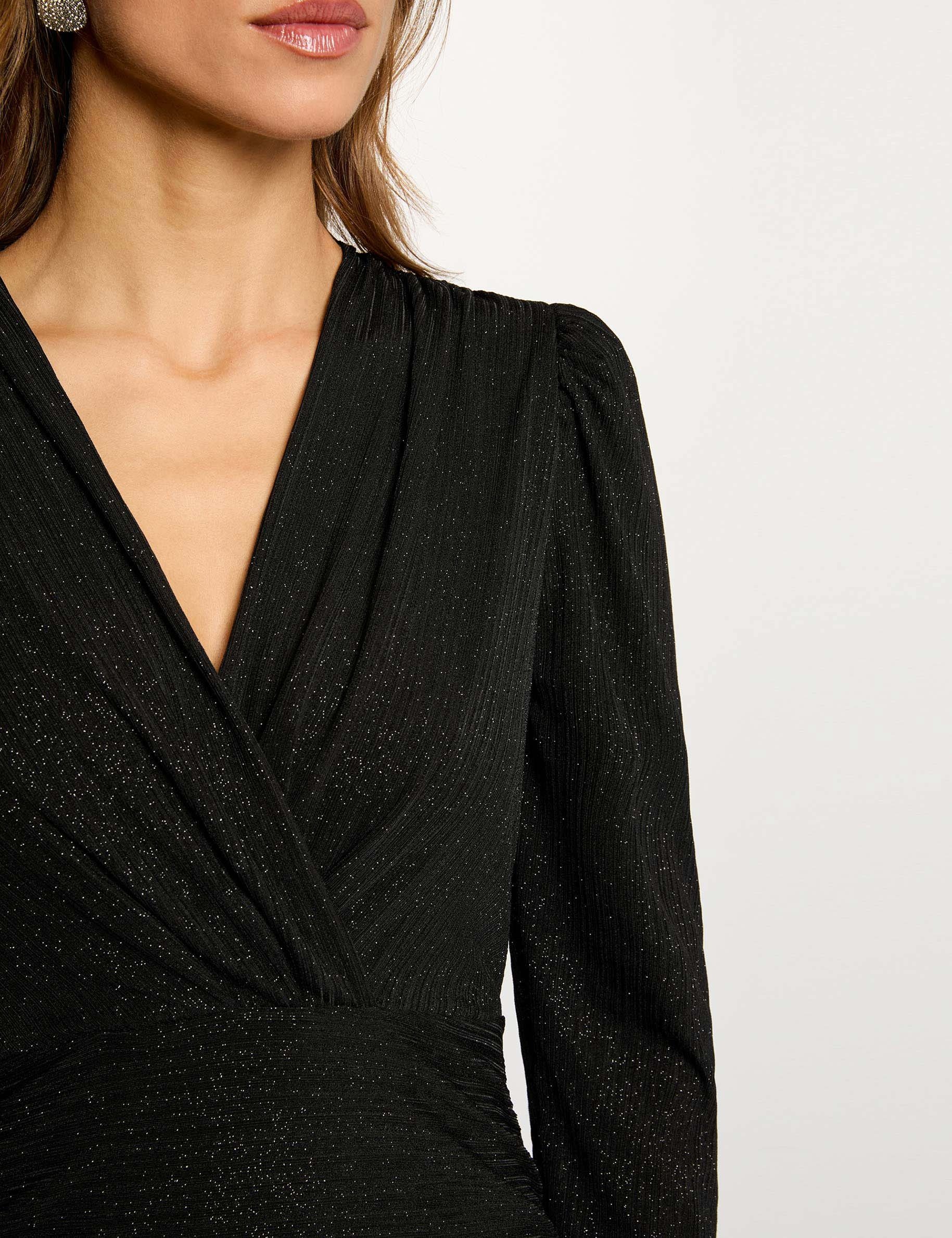 Robe courte ajustée drapée noir femme