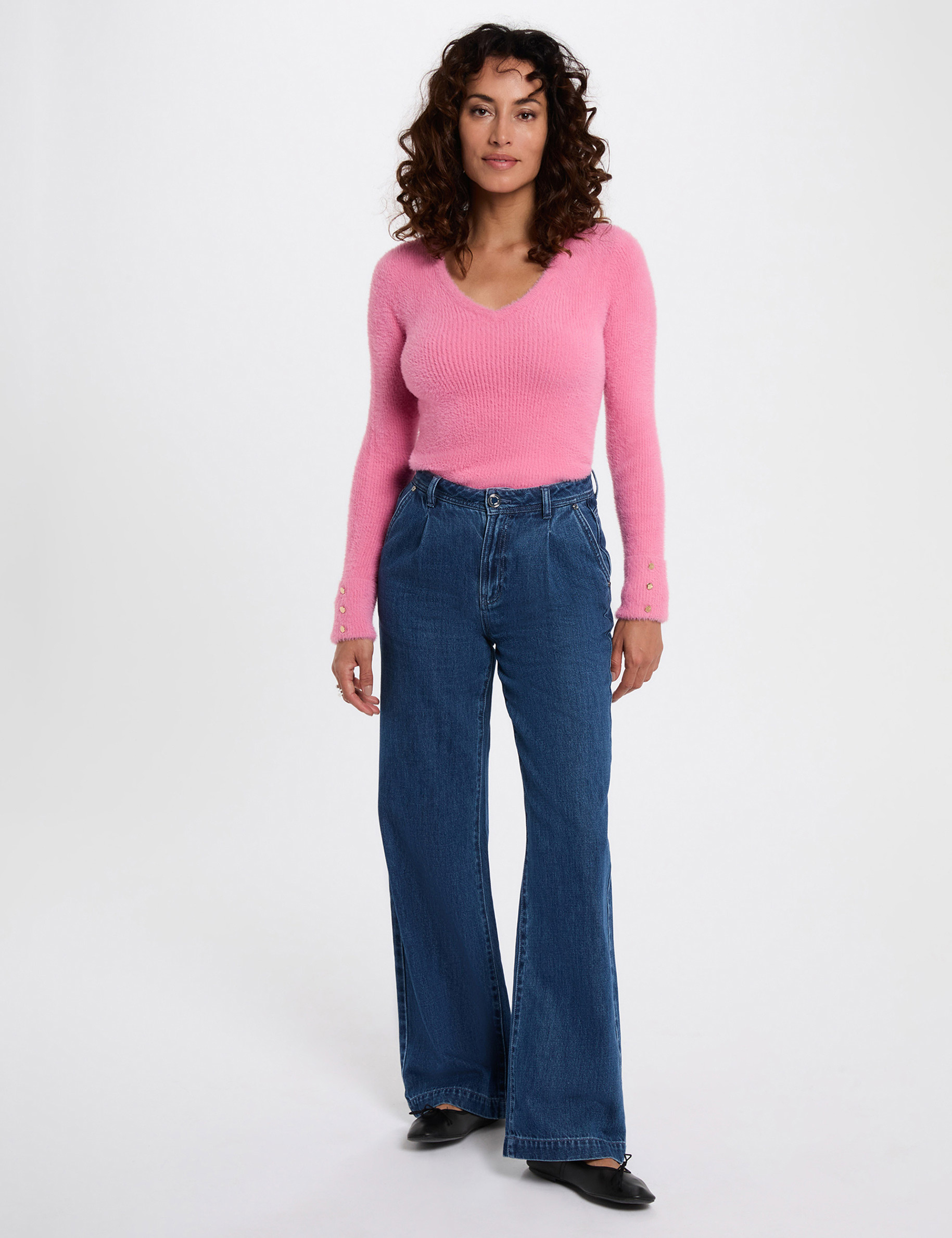 Long-sleeved jumper with fluffy knit pink women
